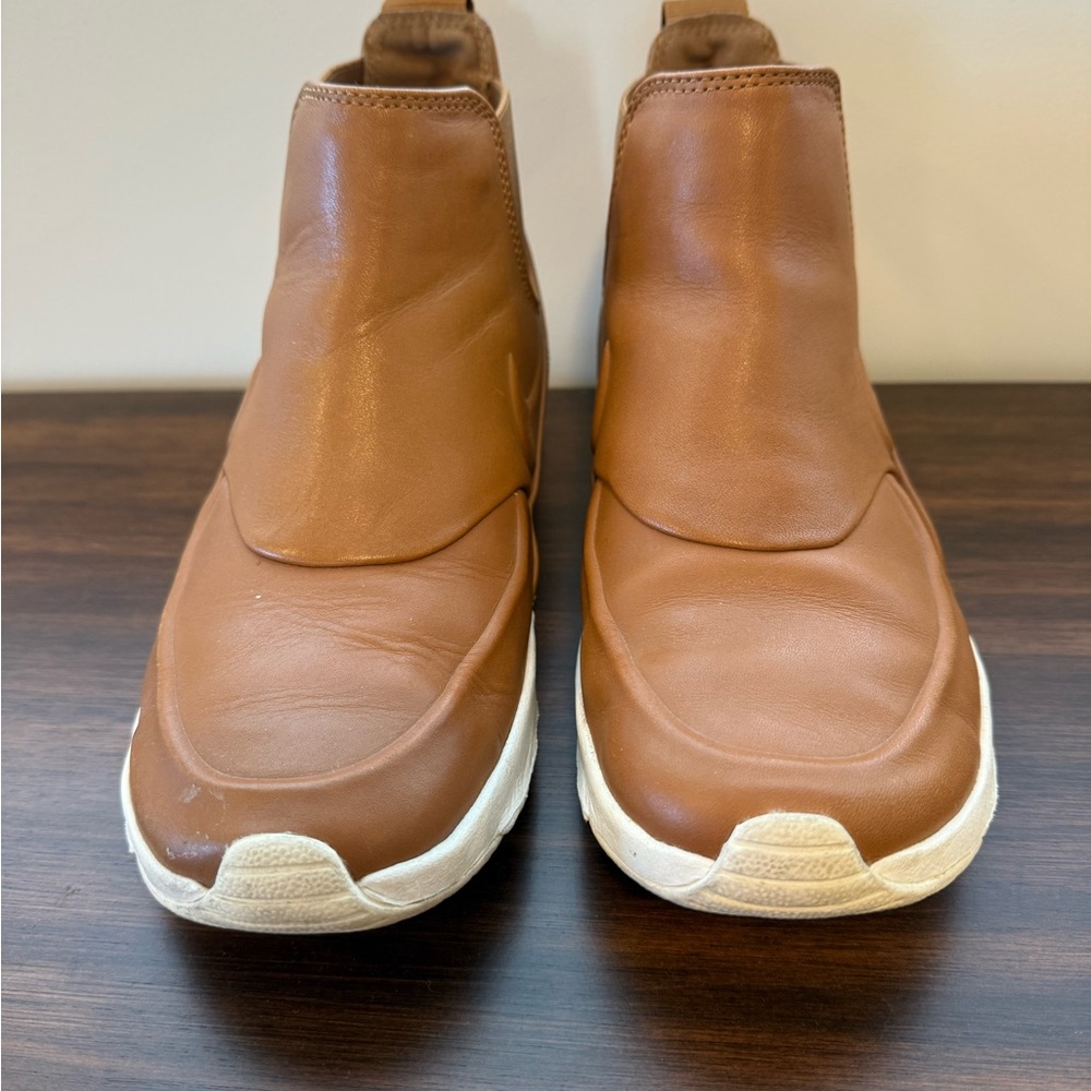 Women’s Nike Air Max Thea Chelsea Boot - 7.5